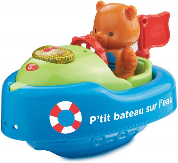 PETIT BATEAU SUR L'EAU